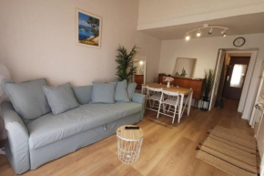 COSY DUPLEX for 4 in Giens with parking
